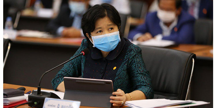 លោកជំទាវ ឱ វណ្ណឌីន៖ កម្ពុជា កំពុងស្ថិតក្នុងដំណាក់កាលភ្លើងសញ្ញាពណ៌លឿង នៃការវាយលុករបស់មេរោគកូវីដ-១៩