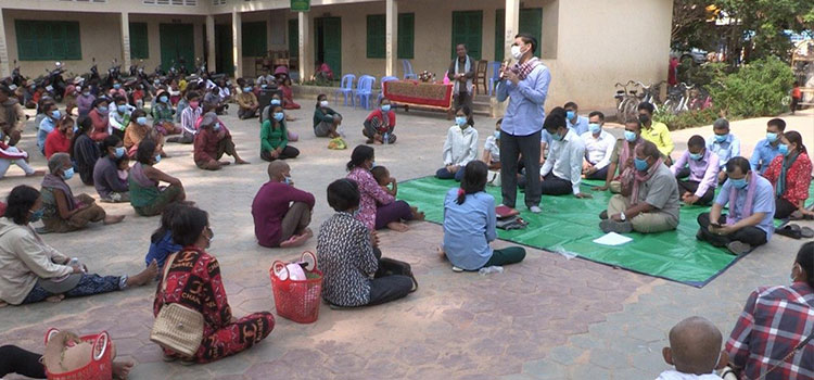 មន្រ្តីក្រុមការងាររាជរដ្ឋាភិបាលចុះមូលដ្ឋានរំលឹកថា ការធ្វេសប្រហែសភ្លេចខ្លួន គឺជាឱកាសរាតត្បាតនៃមេរោគកូវីត-១៩