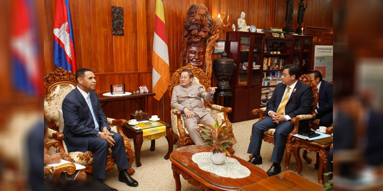 ឯកអគ្គរដ្ឋទូតសាធារណរដ្ឋប្រជាធិបតេយ្យទីម័រខាងកើត ប្រចាំកម្ពុជា ស្នើដល់រដ្ឋមន្ត្រីក្រសួងព័ត៌មានកម្ពុជា រឹតចំណងមិត្តភាព និងកិច្ចសហការលើវិស័យព័ត៌មាននៃប្រទេស ទាំងពីរ