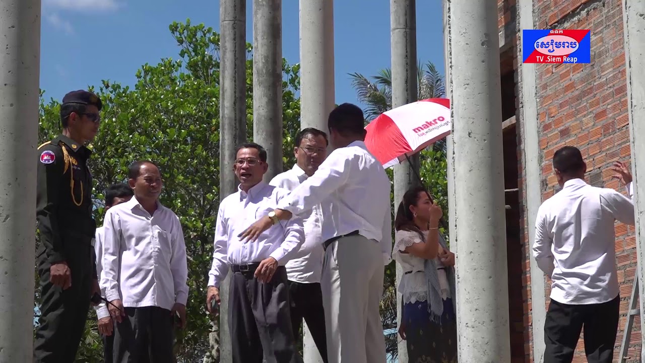 ប្រធានក្រុមការងារថ្នាក់កណ្ដាលចុះជួយស្រុកស្រីស្នំ ចុះពិនិត្យសំណង់ព្រះវិហារកំពុងសាងសង់ ក្នុងស្រុកស្រីស្នំ ខេត្តសៀមរាប