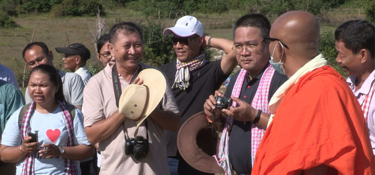 បំផុសចលនាយុវជនរួមគ្នាដាំកូនឈើ លុបបំបាត់ដំបៅផែនដី !