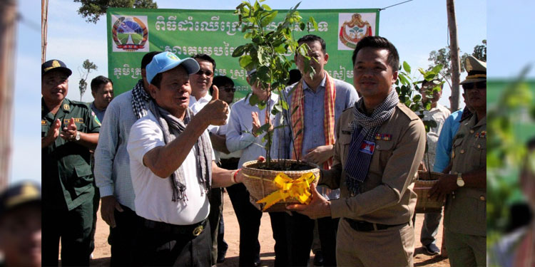 បុណ្យរុក្ខទិវាឆ្នាំ២០២០ក្នុងខេត្តសៀមរាប រៀបចំលើទីតាំងធ្លាប់រងការកាប់ទន្រ្ទាន និងដុតបំផ្លាញទាំងស្រុង