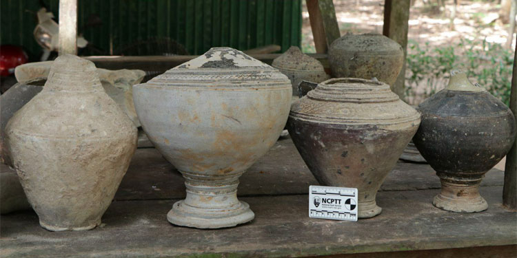 ប្រទះឃើញកុលាលភាជន៍សម័យបុរាណ ដោយចៃដន្យក្នុងបរិវេណប្រាសាទព្រះខ័ន ខេត្តសៀមរាប