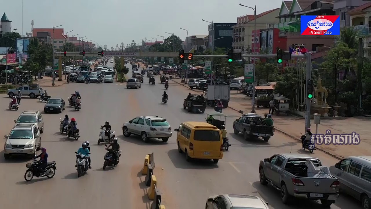 ប្រជាពលរដ្ឋក្នុងក្រុងសៀមរាប៖ការបើកវ៉ាជែងនិងបើកទន្ទឹមគ្នាជាកត្តាមួយដែលប្រឈមឲ្យកើតមានគ្រោះថ្នាក់ចរាចរណ៍