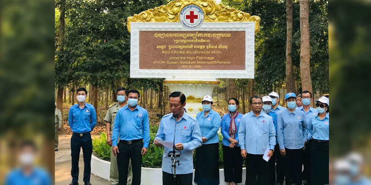 អនុប្រធានសាខាកាកបាទក្រហមកម្ពុជាខេត្តសៀមរាប អំពាវនាវឲ្យគ្រប់សាលារៀនបំផុសចលនាដាំកូនឈើឡើងវិញ