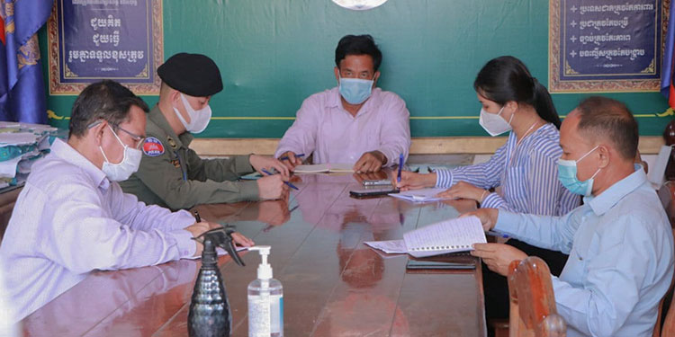 រដ្ឋបាលខេត្តសៀមរាប ណែនាំដល់អាជ្ញាធរត្រូវបន្តយកចិត្តទុកបន្ថែមលើការត្រួតពិនិត្យអ្នកធ្វើដំណើរ ខណៈការហាមធ្វើដំណើរទូទាំងប្រទេសបានបិទបញ្ចប់