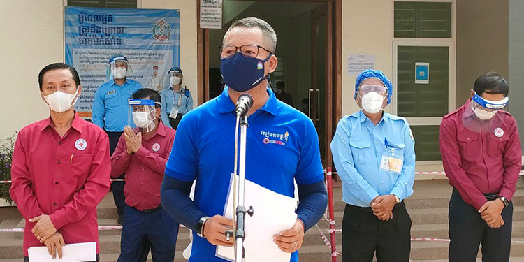 អភិបាលខេត្តសៀមរាប សន្យាបន្តការចាក់វ៉ាក់សាំងការពារជំងឺកូវីដ-១៩ ជូនប្រជាពលរដ្ឋដែលប្រកបរបរប្រឈមផ្ទាល់ជាមួយវិស័យទេសចរ