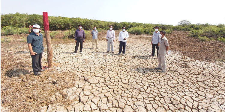 មន្ត្រីជំនាញ នៃមន្ទីរកសិកម្ម រុក្ខាប្រម៉ាញ់ និងនេសាទខេត្តសៀមរាប ចុះពិនិត្យមើលសហគមន៍ទេសចរណ៍វប្បធម៌ធម្មជាតិ បឹងពារាំង និងសហគមន៍នេសាទចុងឃ្នៀស 