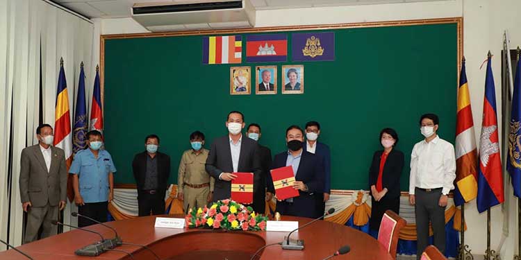 រដ្ឋបាលខេត្តសៀមរាប ចុះកិច្ចព្រមព្រៀងអនុវត្តន៍គម្រោងកាត់បន្ថយសំណល់ប្លាស្ទិកក្នុងខេត្ត