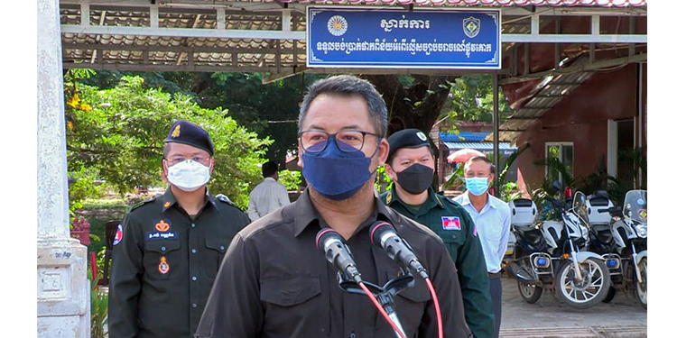 អភិបាលខេត្តសៀមរាប បញ្ជាក់ថាក្នុងគ្រាដែលមិនទាន់បានបញ្ឈប់ការរាតត្បាតនៃជំងឺកូវីដ-១៩នោះ វិធានការទប់ស្កាត់នៅតែបន្តអនុវត្ត