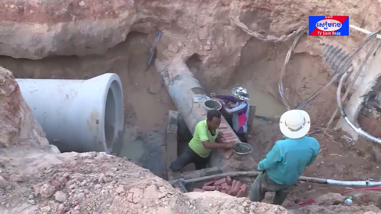 សម្ដេចតេជោ ហ៊ុន សែន សម្រេចផ្ដល់ថវិកាជាង៣លានដុល្លាទៀត ដល់អាជ្ញាធរខេត្តសៀមរាប សម្រាប់ប្រើប្រាស់ក្នុងការតភ្ជាប់បណ្ដាញលូទឹកភ្លៀង និងទឹកកខ្វក់ជូនពលរដ្ឋ និងសាងសងចំណតរថយន្ដ នៅក្នុងក្រុងសៀមរាប