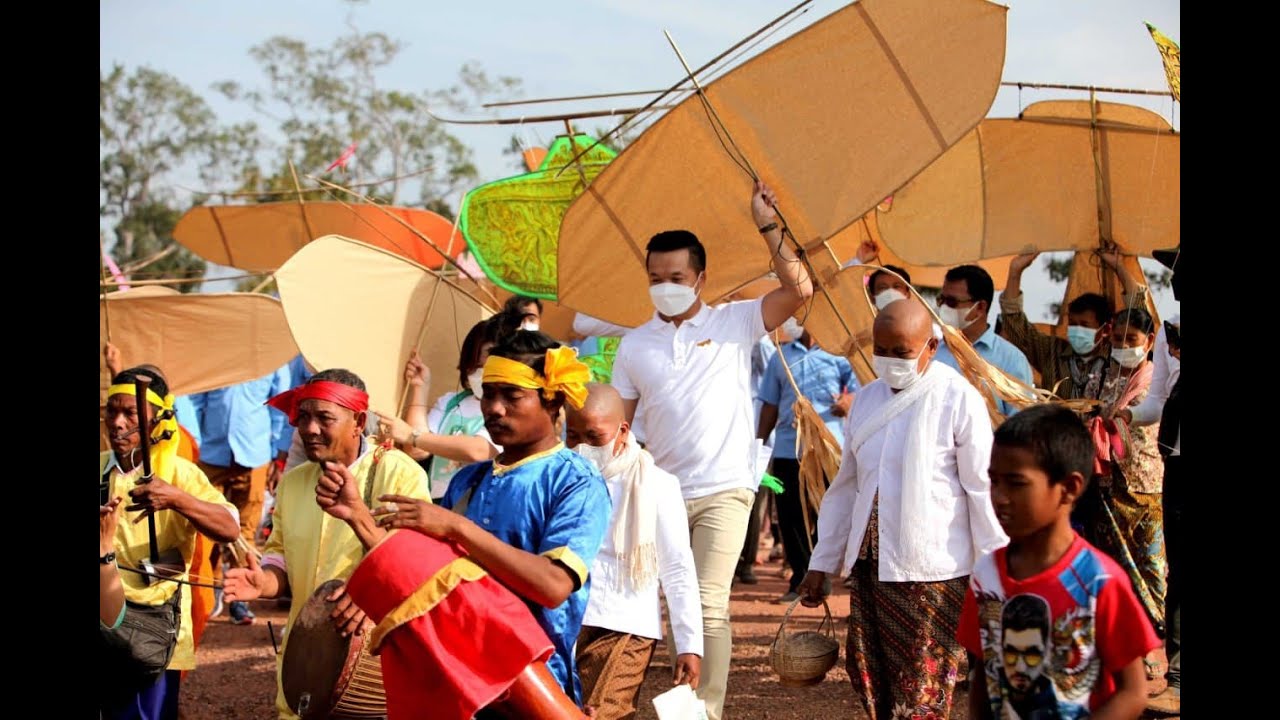 ពិធីបង្ហោះខ្លែង ទាក់ទាញភ្ញៀវទេសចរនិងចង់បង្ហាញពីតំបន់សក្តានុពលទេសចរណ៍ ក្រៅពីប្រាសាទនៅស្រុកនេះ