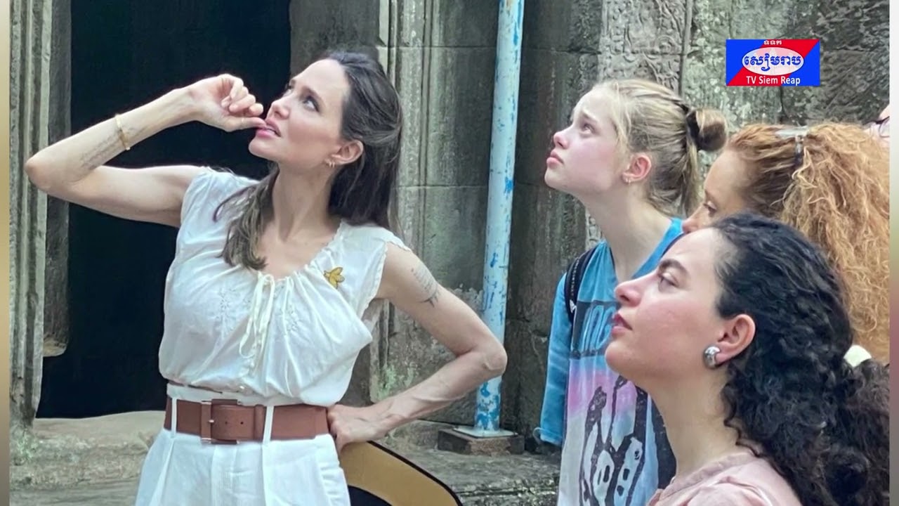 តារាភាពយន្តហូលីវ៉ូដ Angelina Jolie មកបំពេញបេសកកម្ម ក្នុងរមណីយដ្ឋានអង្គរ ដើម្បីបង្កើតកម្មវិធីចិញ្ចឹមឃ្មុំ ដល់ស្ត្រី កម្ពុជា!