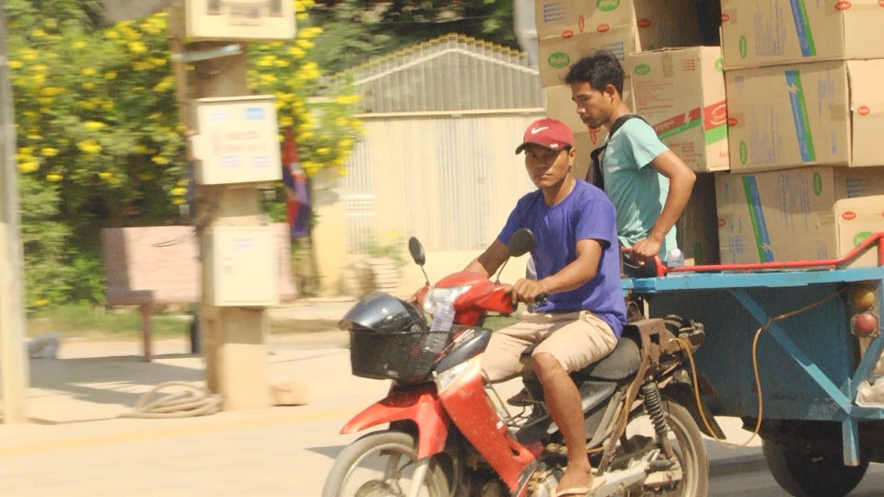 ប្រជាពលរដ្ឋរស់នៅក្នុងខេត្ដសៀមរាប បង្ហាញការសាទរ និងគាំទ្រដែលរដ្ឋាភិបាល ដែលសម្រេចដកចេញនូវកាតព្វកិច្ចពាក់ម៉ាស់នៅតាមទីសាធារណៈ