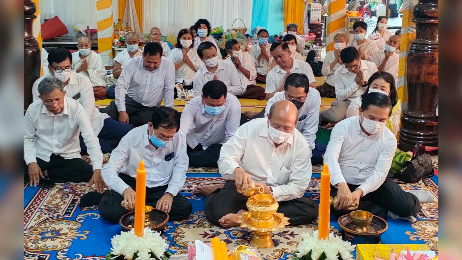 រដ្ឋបាលខេត្តសៀមរាបនាំយកទេយ្យទាន និងបច្ច័យមួយចំនួនវេរប្រគេនព្រះសង្ឃគង់ចាំព្រះវស្សា ក្នុងវត្តប្រាសាទគោកចក