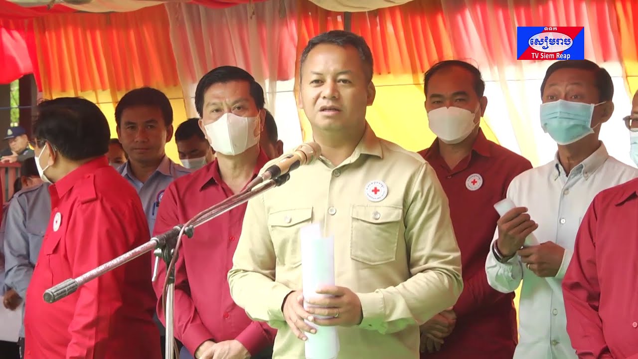 ប្រជាពលរដ្ឋរងគ្រោះដោយទឹកជំនន់ ២៨០គ្រួសារក្នុងស្រុកក្រឡាញ់ បានទទួលអំណោយពីសាខាកាកកបាទក្រហមកម្ពុជាខេត្តសៀមរាប