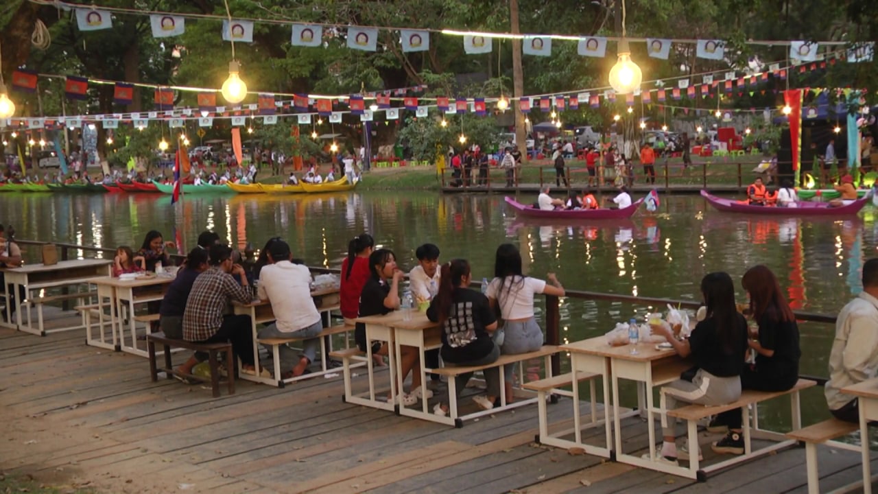 អ្នកទេសចរបង្ហាញការពេញចិត្ដ ចំពោះការកែលំអរសោភ័ណ្ឌភាពក្នុងក្រុងសៀមរាប ត្រៀមពិធីឆ្លងឆ្នាំសកលនាពេលខាងមុខ