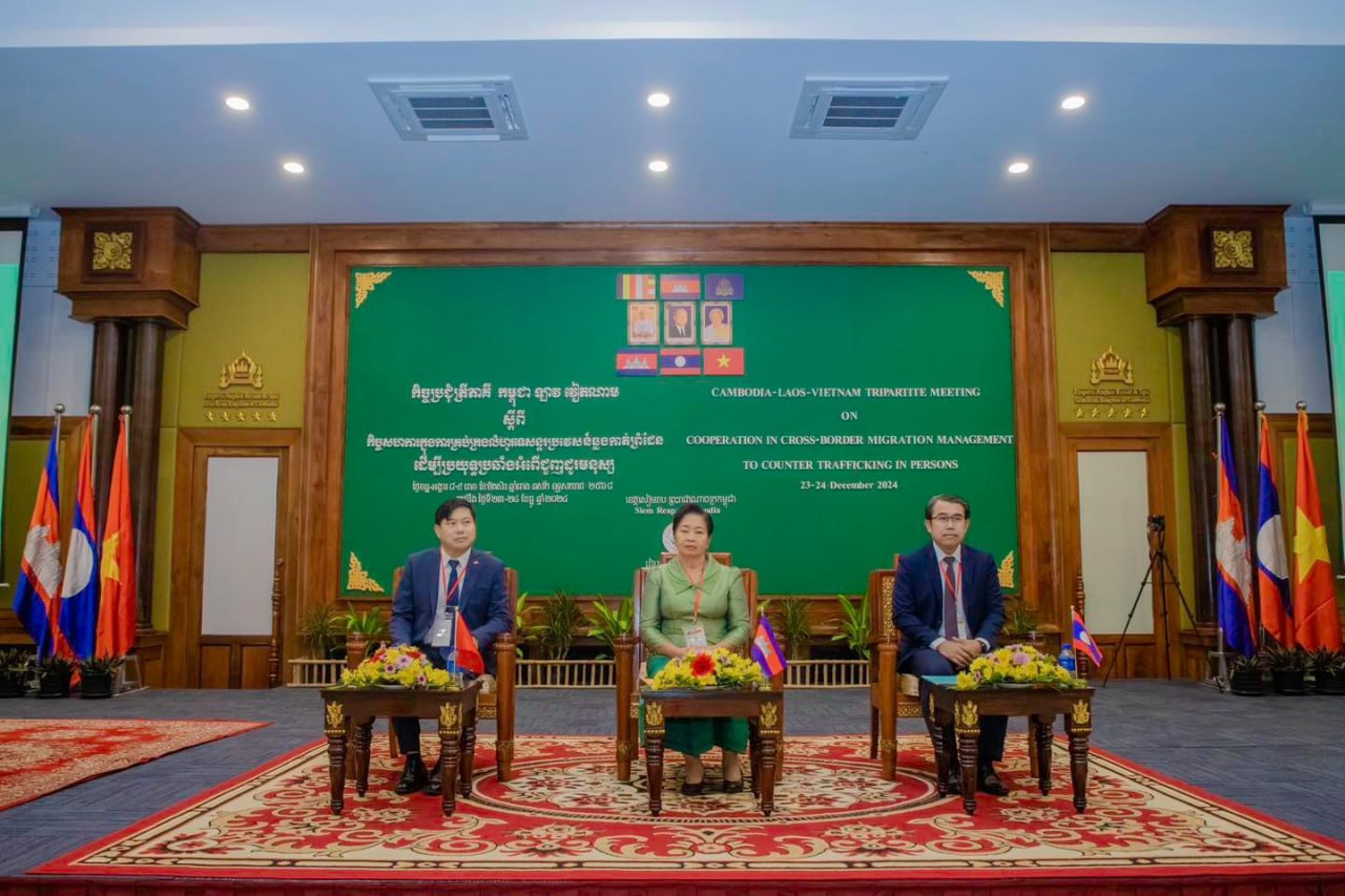 កិច្ចប្រជុំត្រីភាគីស្តីពីការពង្រឹងកិច្ចសហប្រតិបត្តិការបង្ក្រាបបទល្មើសឆ្លងដែនខុសច្បាប់ ដែលឈានទៅដល់បទល្មើសជួញដូរមនុស្ស