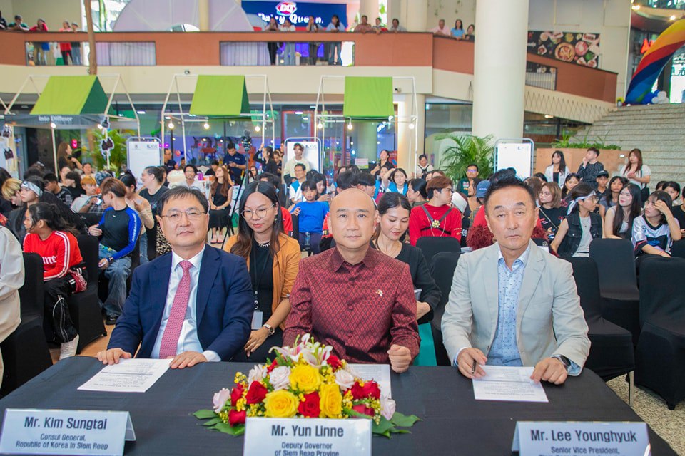 កម្ពុជា-កូរ៉េ រៀបចំកម្មវិធីវប្បធម៌កូរ៉េ K-POP World Festival ២០២៥ លើកទី៦ ដើម្បីបង្កើនមិត្តភាពប្រទេសទាំងពីរ នៅខេត្តសៀមរាប